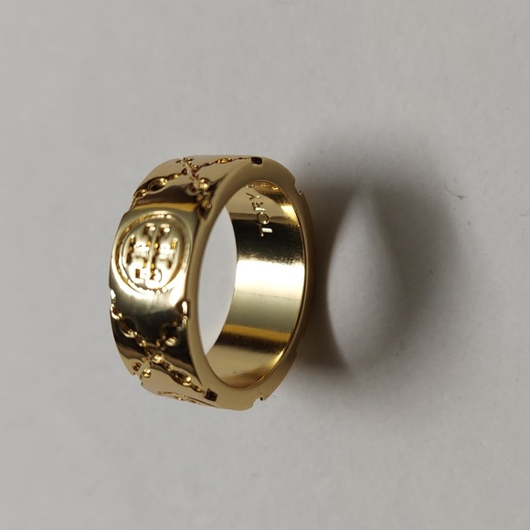 Tory Bruch ICON T MONOGRAM RING Size 8 - Picture 8 of 9